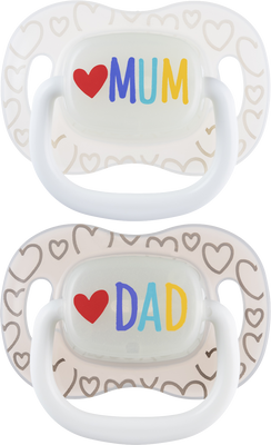 Canpol babies Cumlík svietiaci silikónový symetrický LOVE MUM&DAD 6-18m 2 ks