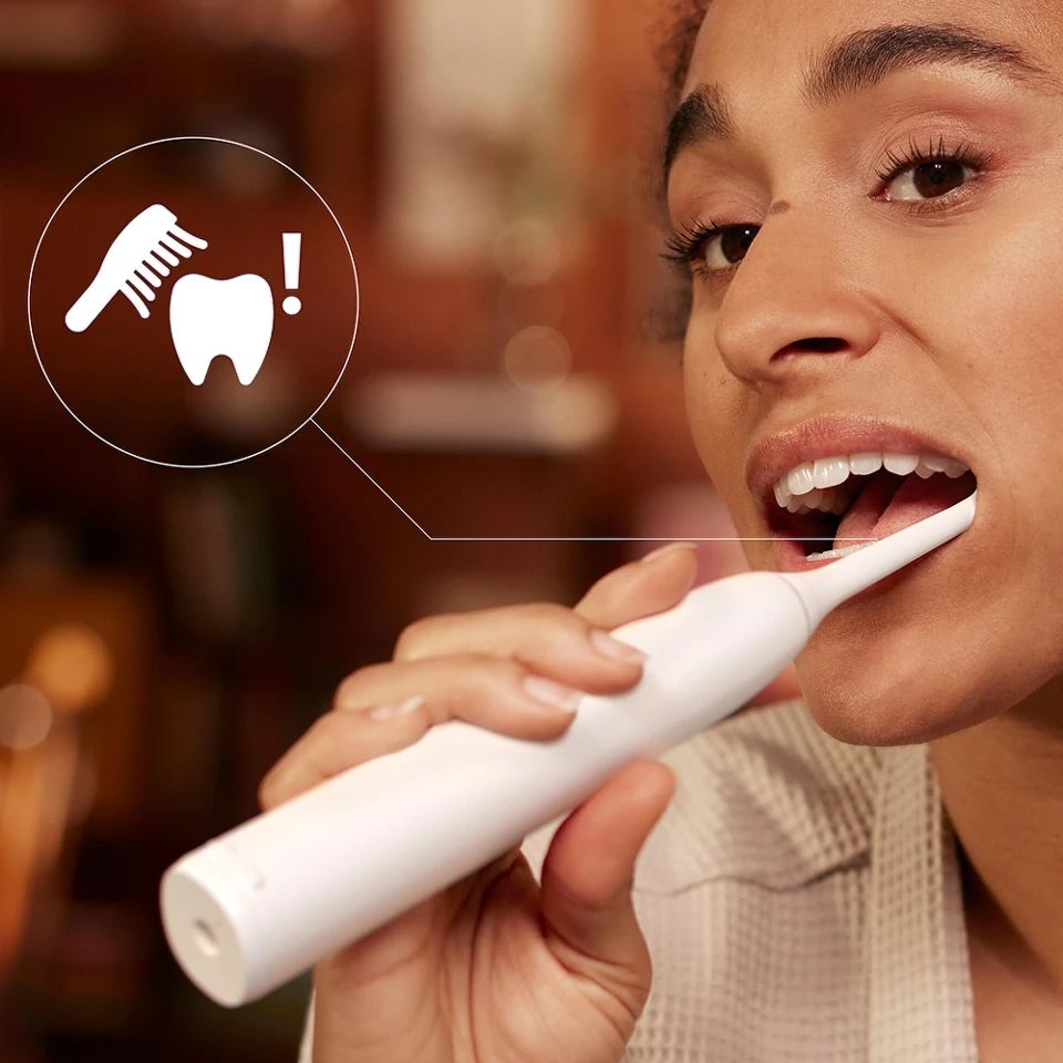 Philips Sonicare Elektrická sonická zubná kefka 5300 HX7108/02 biela