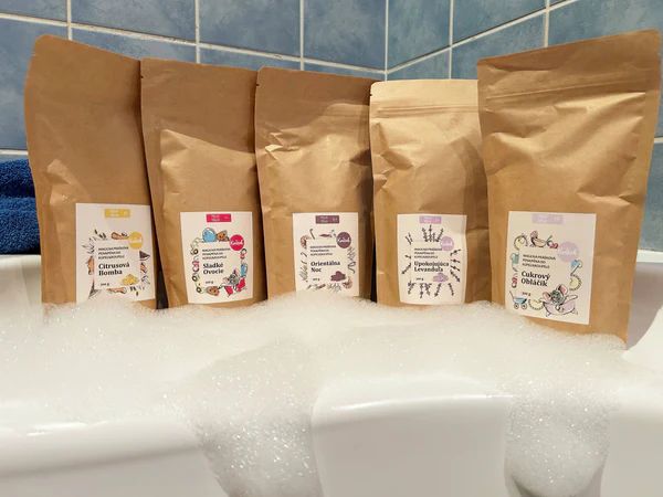 Kvitok Magická pena do kúpeľa Sladké ovocie 60 g