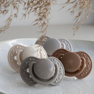 LOVI Silikónový dynamický cumlík HARMONY chlapec 6-18m 2 ks