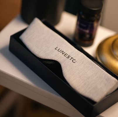 Lunesto Maska na spanie anatomicky tvarovaná