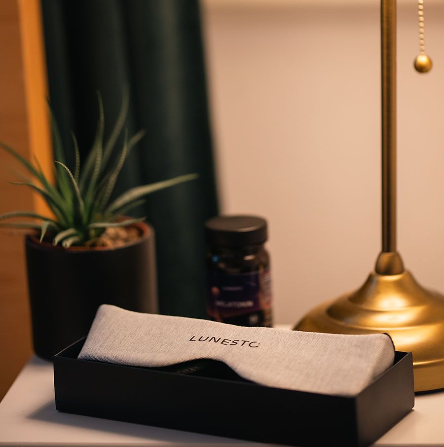 Lunesto Maska na spanie anatomicky tvarovaná