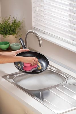 3M Scotch-Brite® Delicate Comfort - Neškrabavá farebná hubka 2 ks