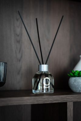 Goda Vonný difuzér Ombi morská soľ & drevo 100 ml