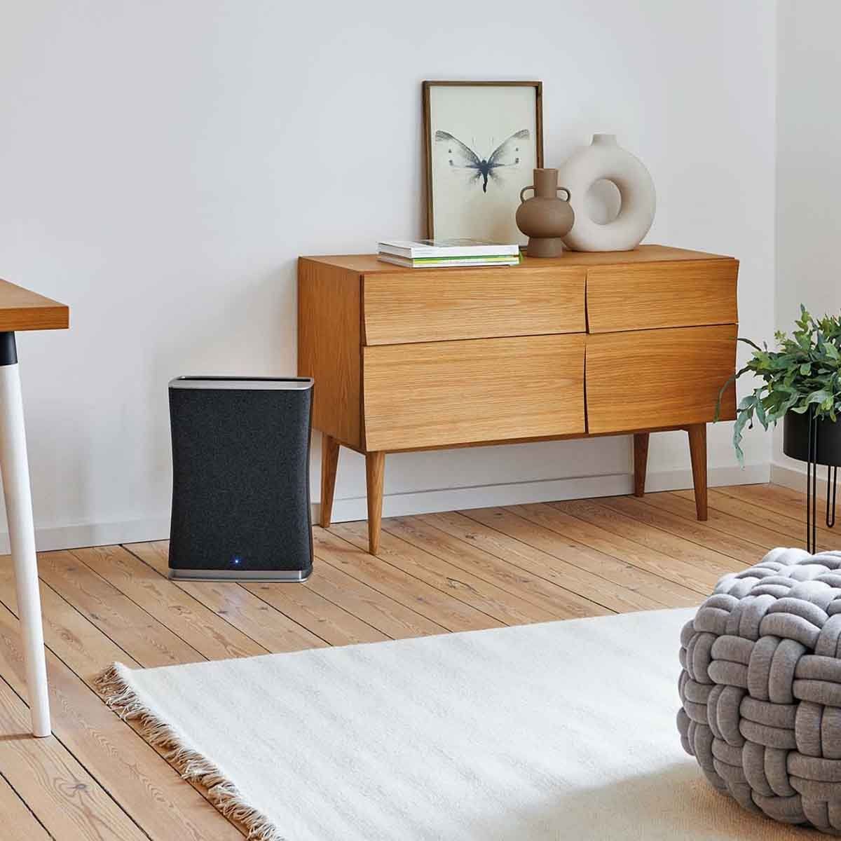 Stadler Form Roger Little White čistička vzduchu