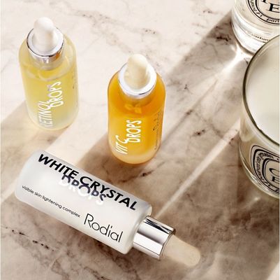 Rodial Omladzujúce pleťové sérum Retinol 10% Booster Drops 30 ml