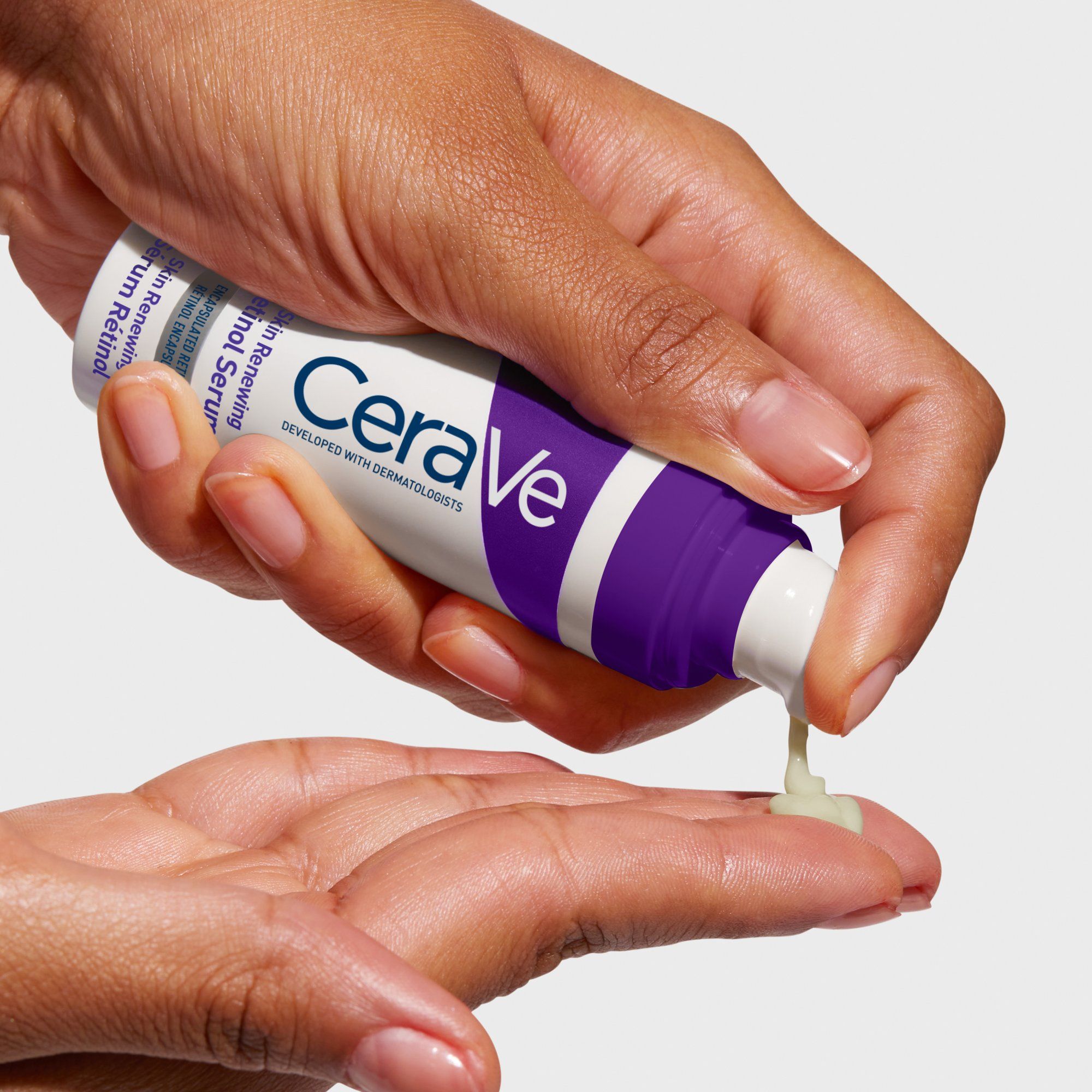 CeraVe retinolové sérum pre obnovu pleti s 3 esenciálnymi ceramidmi a kyselinou hyalurónovou 30 ml