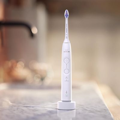 Philips Sonicare Sonická zubná kefka 6100 HX7400/06 biela