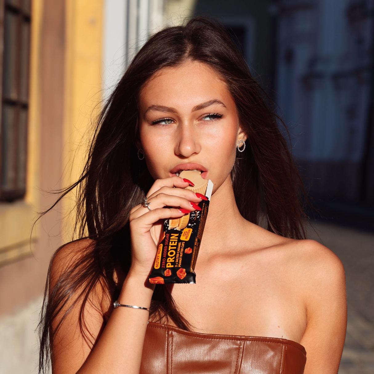 Nutry Nuts Proteínové košíčky - slaný karamel s arašidovým maslom 2 x 21 g