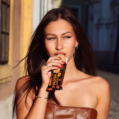 Nutry Nuts Proteínové košíčky - slaný karamel s arašidovým maslom 2 x 21 g