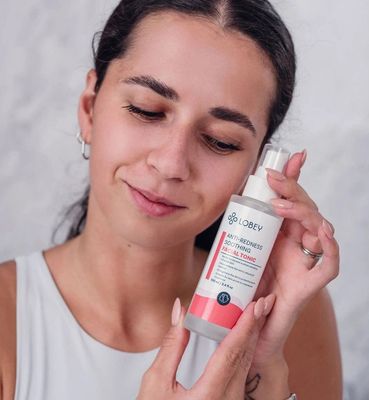 Lobey Upokojujúce pleťové tonikum na začervenanie pleti 100 ml
