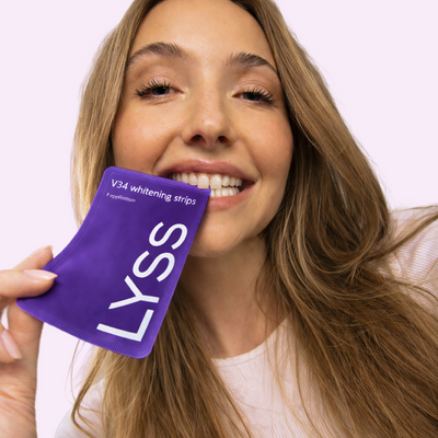 Lyss V34 bieliace pásiky na zuby 28 ks