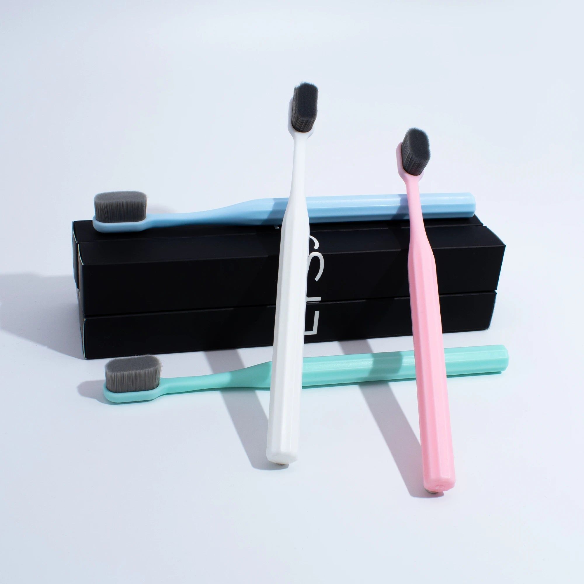 Lyss Zubná kefka zelená