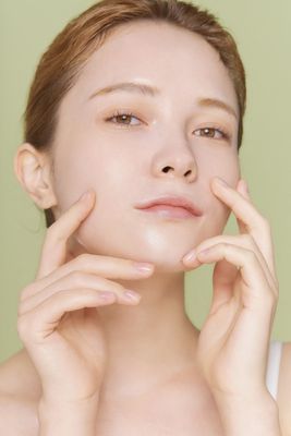 Mizon Cicaluronic Water Fit Mask - Upokojujúca vegánska maska 24 g