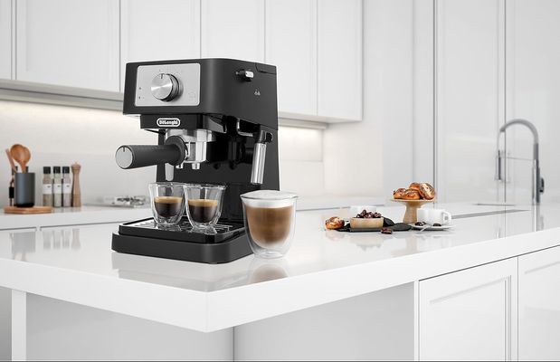 DeLonghi Stilosa EC260.BK pákový kávovar čierny