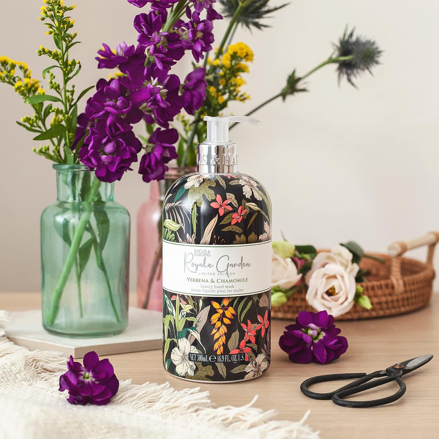 Baylis & Harding Royale Garden Tekuté mydlo na ruky Verbena & Harmanček 500 ml